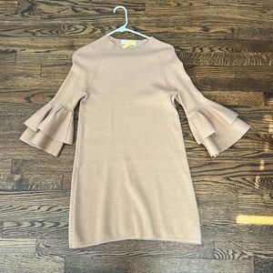 Beige sparkly sweater dress with ruffled sleeves